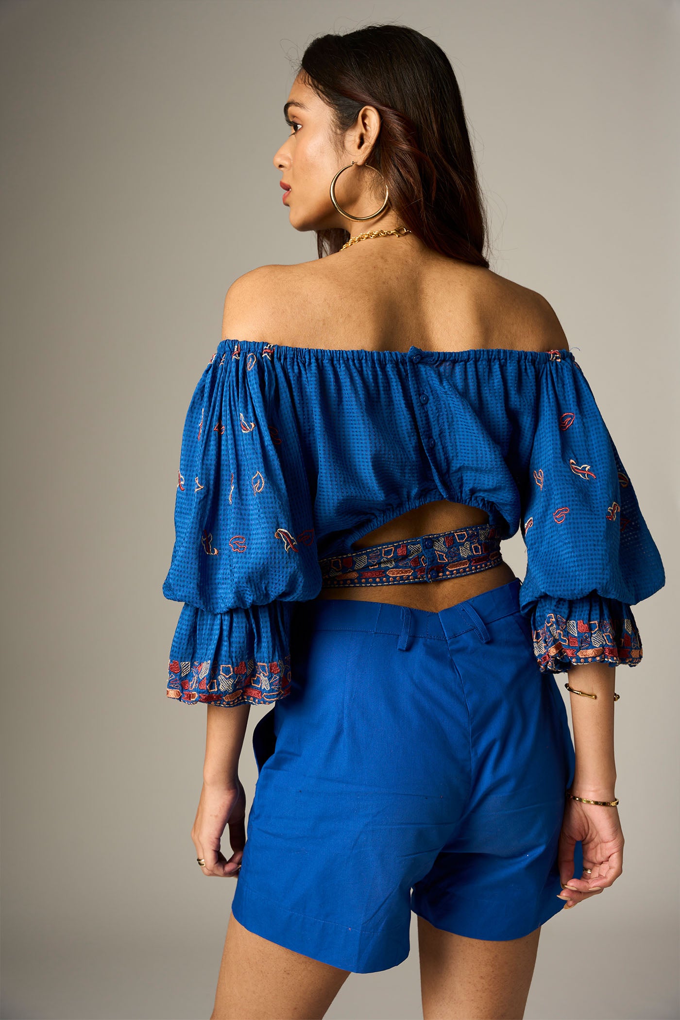 LEHR OFF SHOULDER CROPPED TOP
