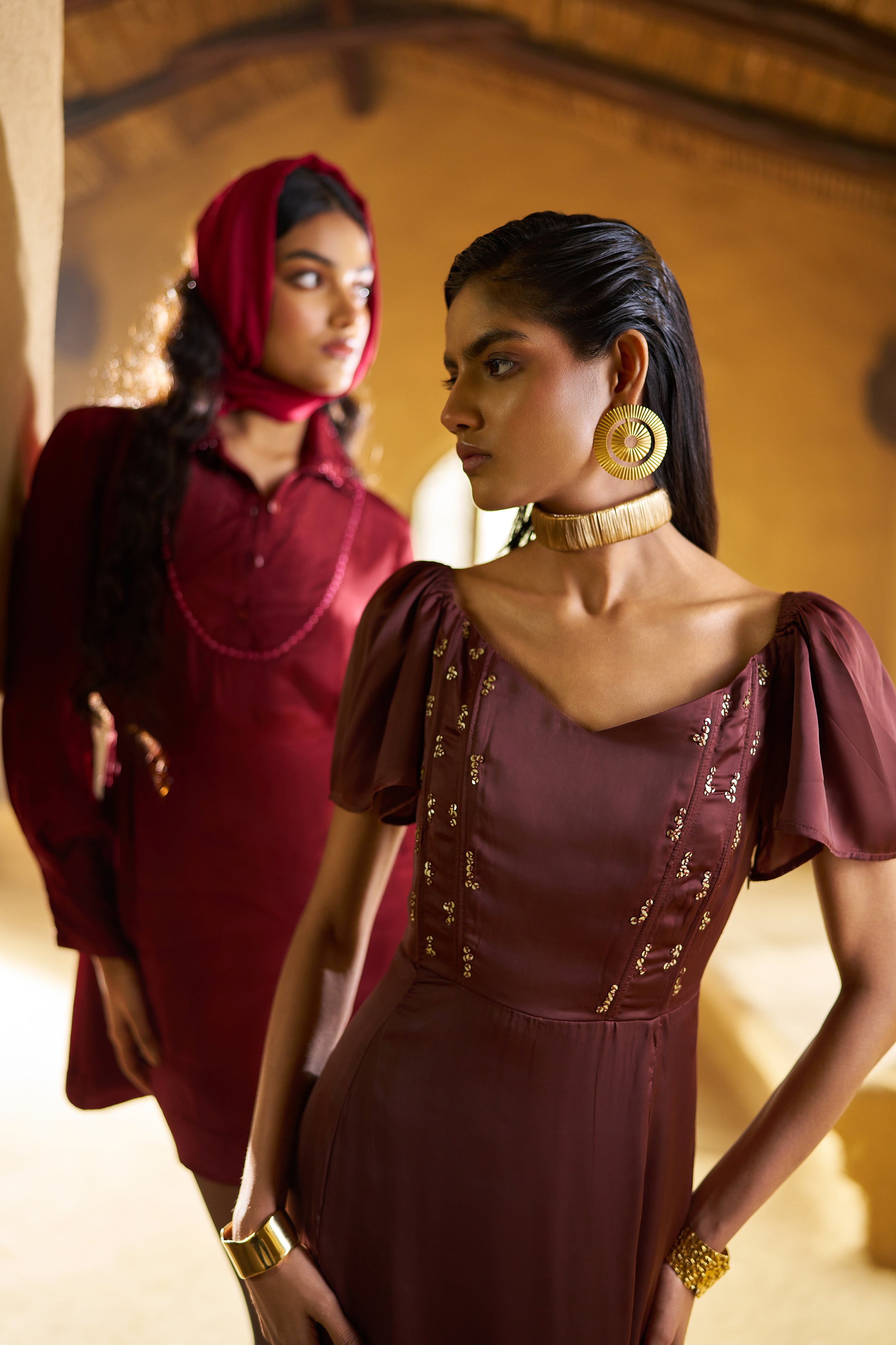 EESH DOUBLE COLLAR DRESS