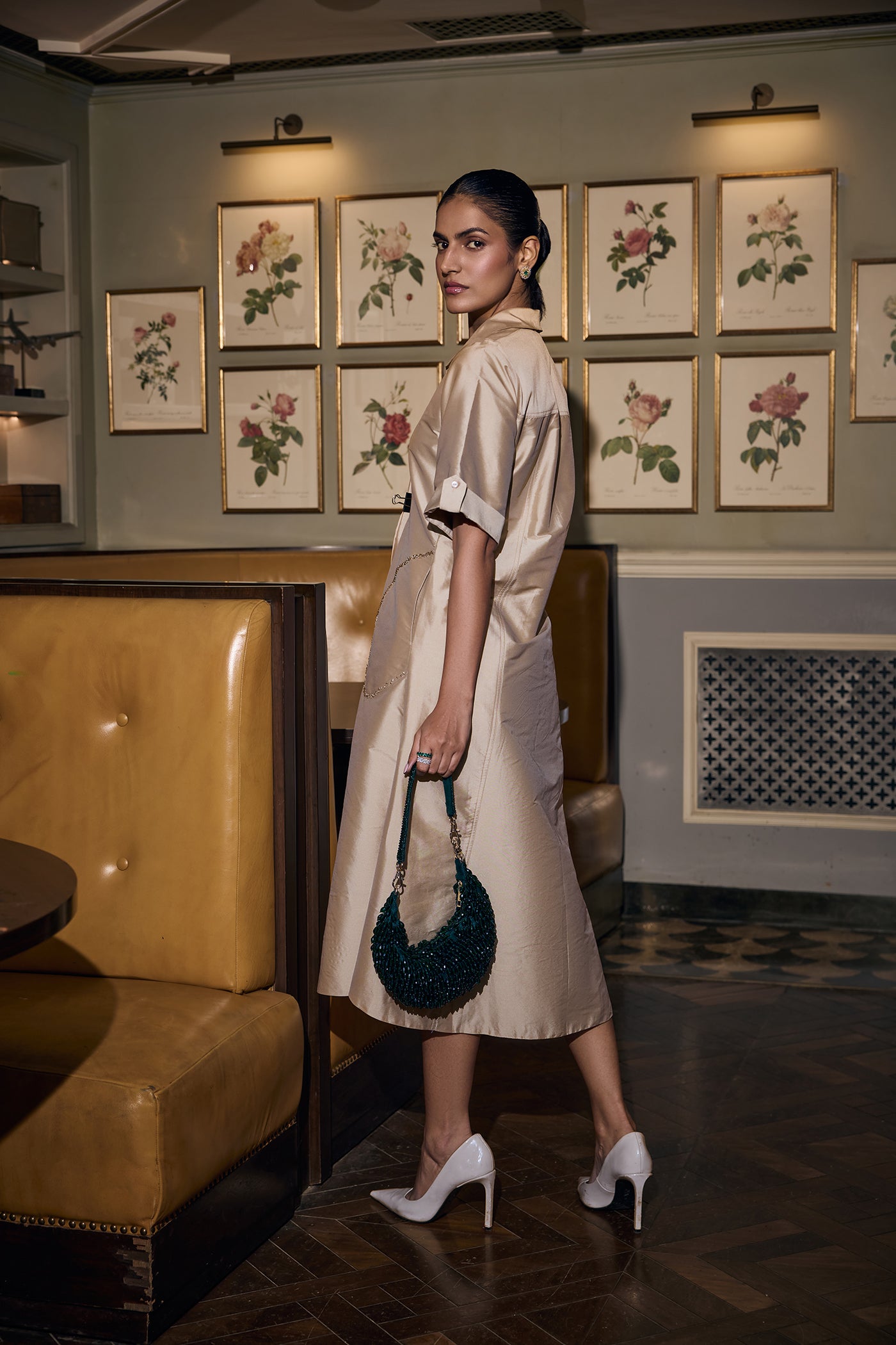 AIRA STRAIGHT SHIRT DRESS