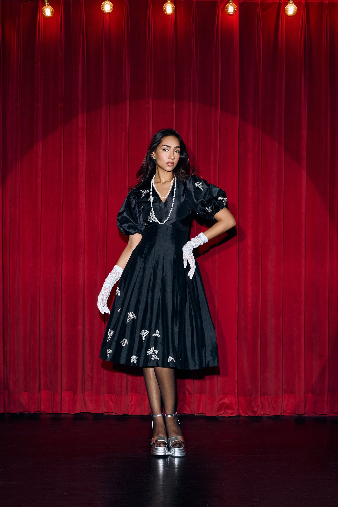 AIRA BOX PLEATED DRESS