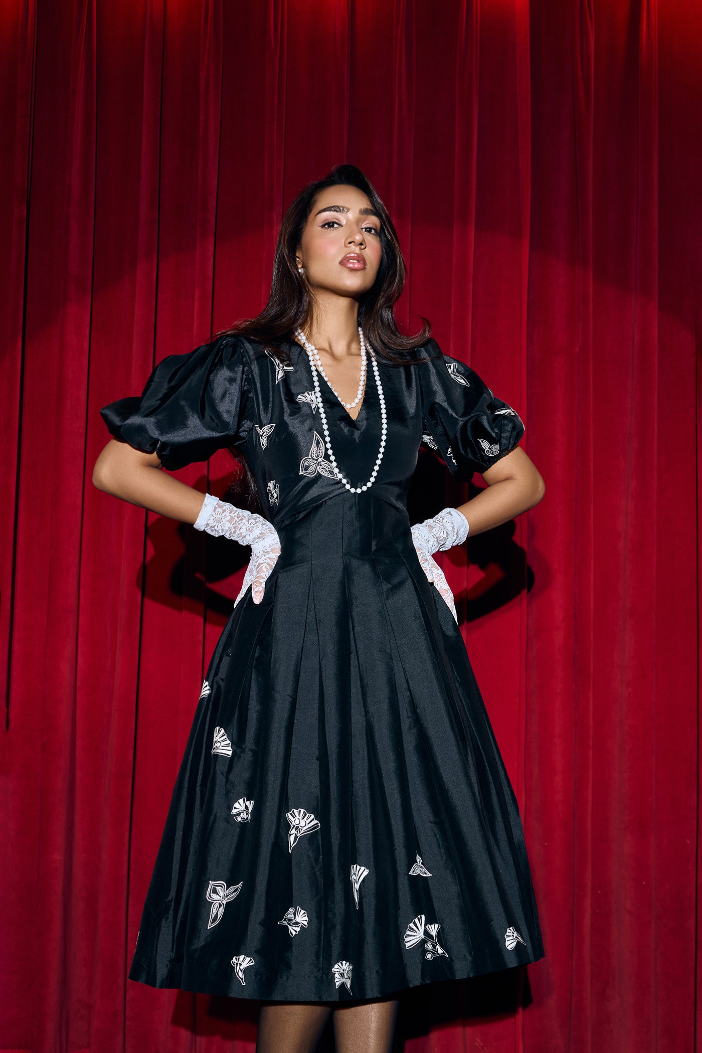AIRA BOX PLEATED DRESS