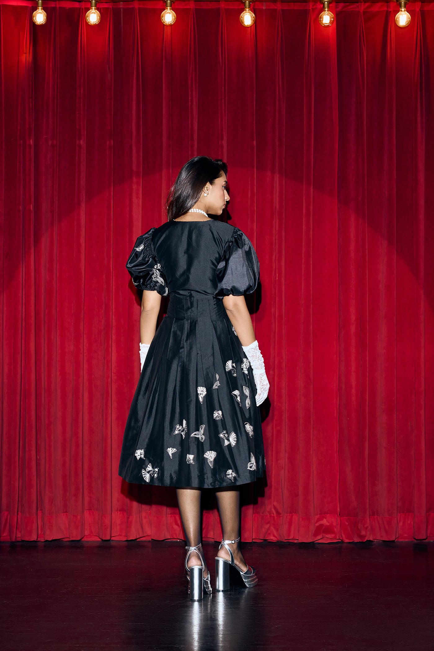 AIRA BOX PLEATED DRESS