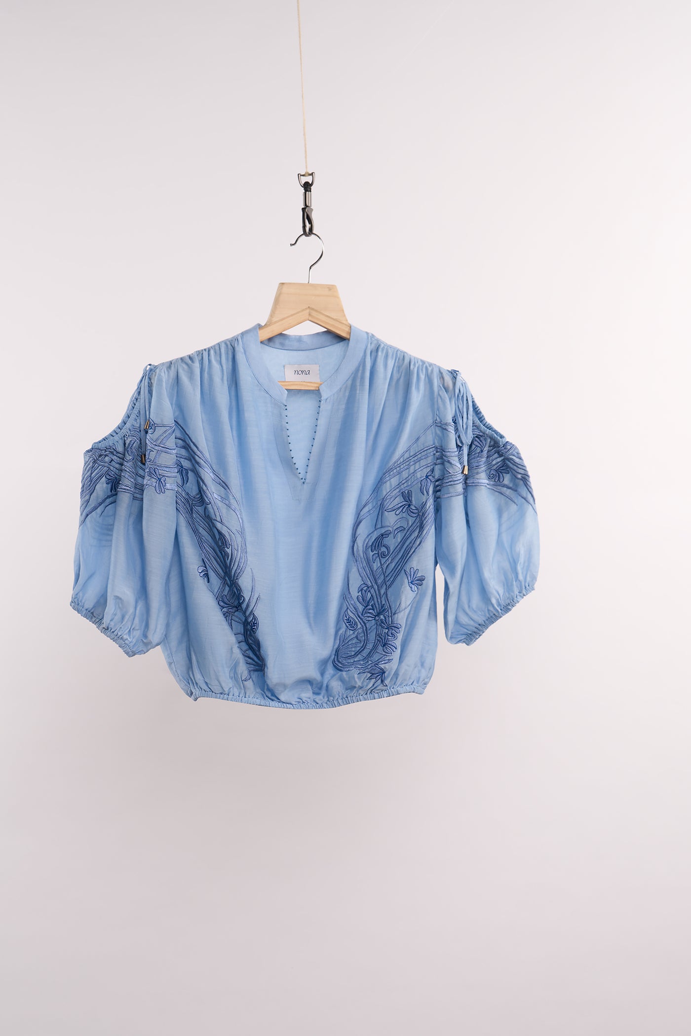 LEHR CUT OUT TOP