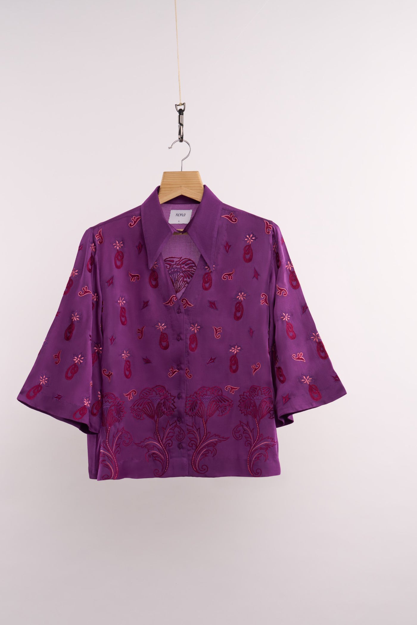LEHR V NECK SHIRT